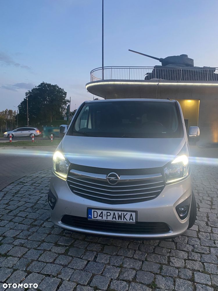 Opel Vivaro - 2