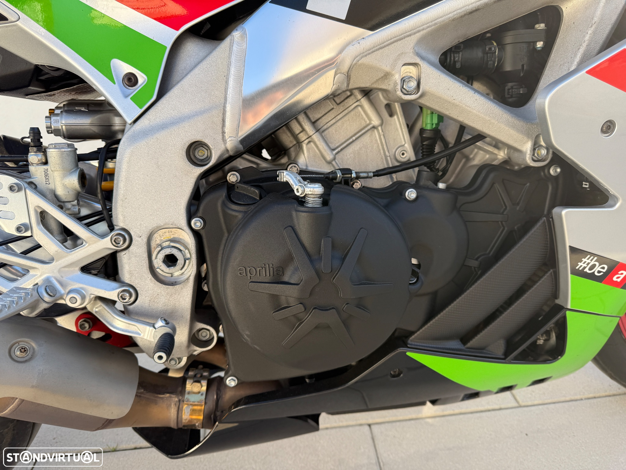 Aprilia RSV RSV 4 1000 RF - 9
