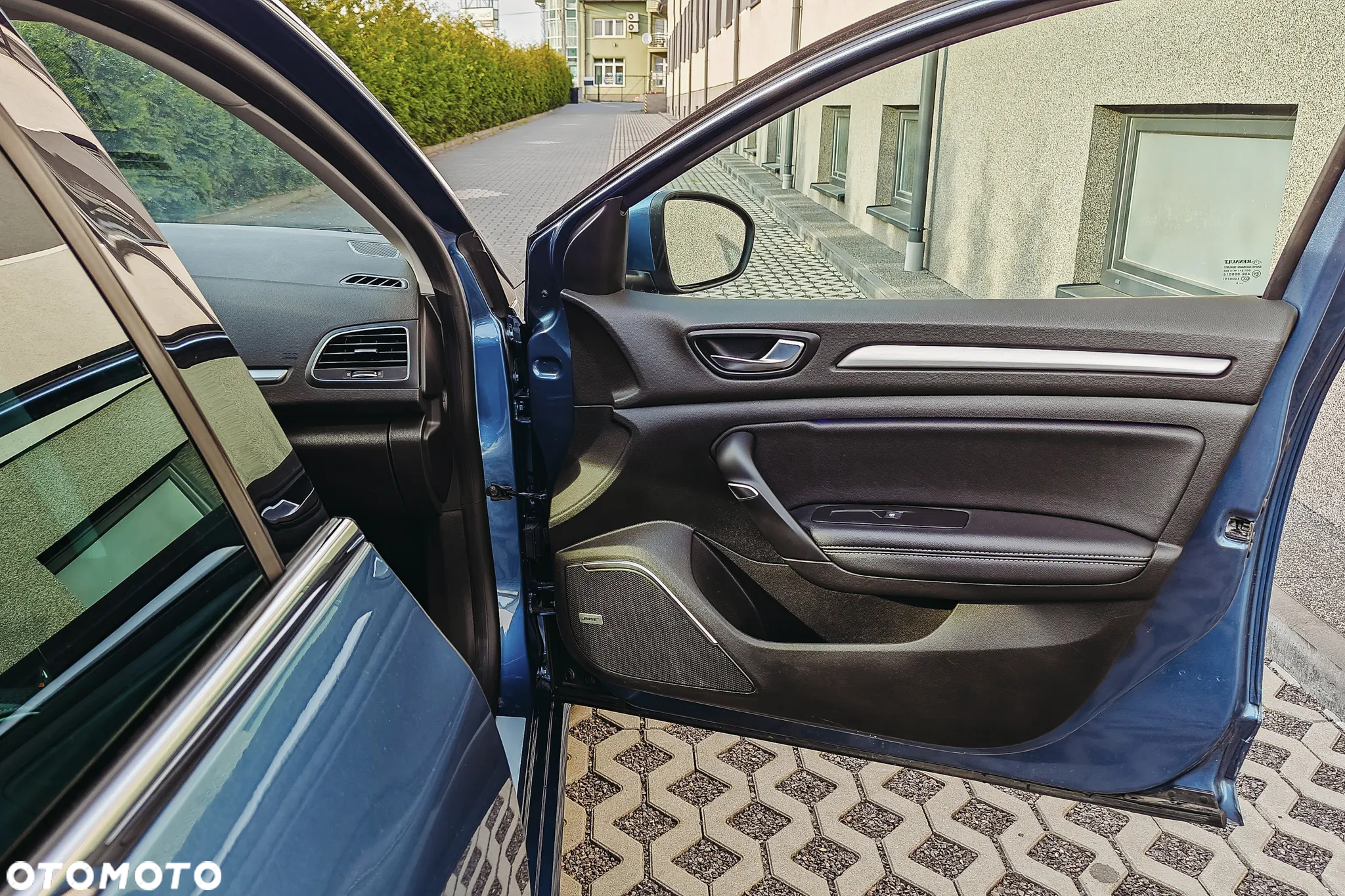Renault Megane 1.3 TCe FAP Intens EDC - 7