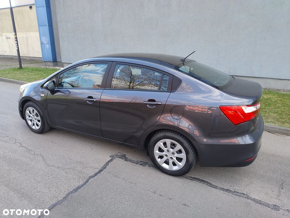 Kia Rio 1.2 Sensation - 3