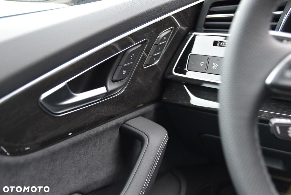 Audi Q7 - 19