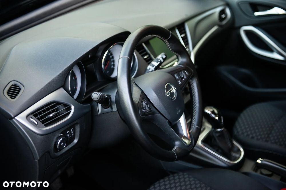 Opel Astra 1.5 D Start/Stop Sports Tourer 2020 - 18