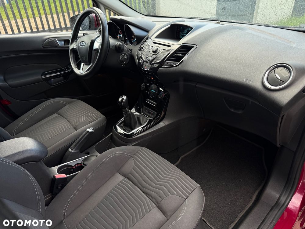 Ford Fiesta 1.0 EcoBoost STart-Stop Titanium - 17