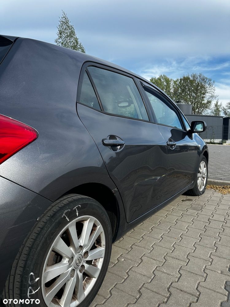Toyota Auris 2.0 D-4D Sol - 9
