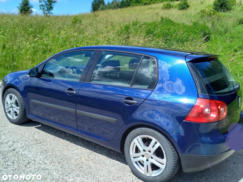 Volkswagen Golf - 2