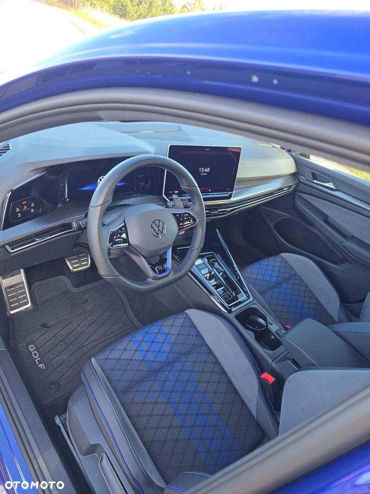 Volkswagen Golf - 12