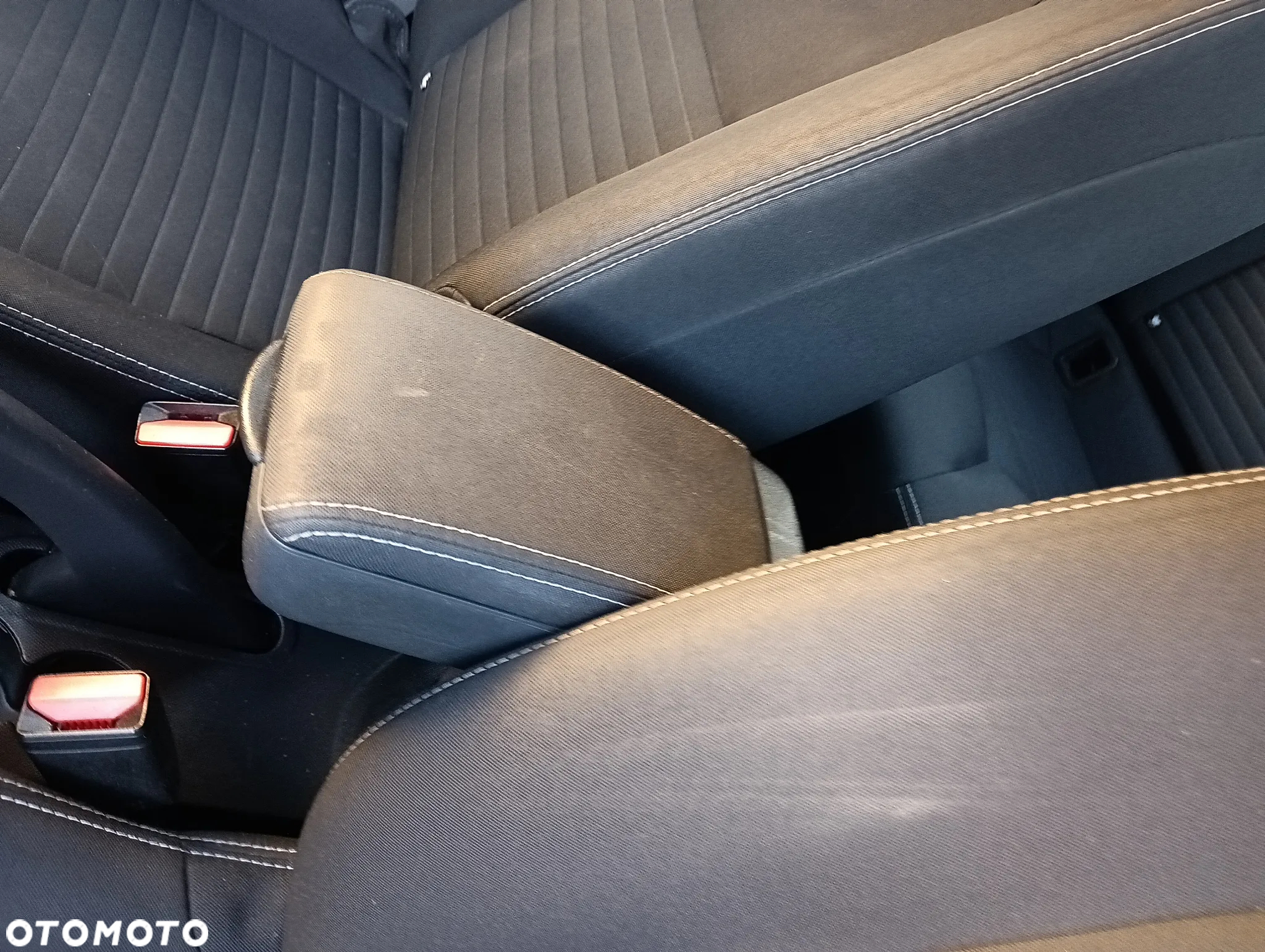 Renault Clio Grandtour TCe 90 Luxe - 28