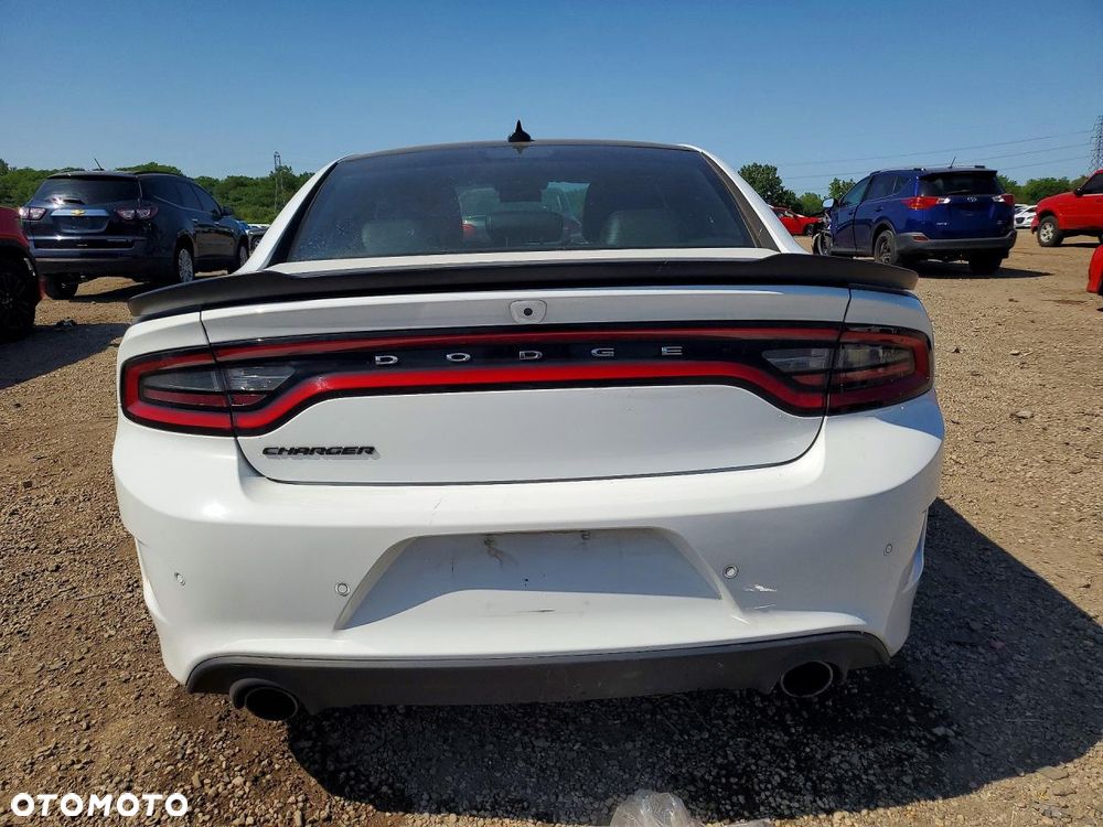 Dodge Charger 5.7 R/T Daytona - 6