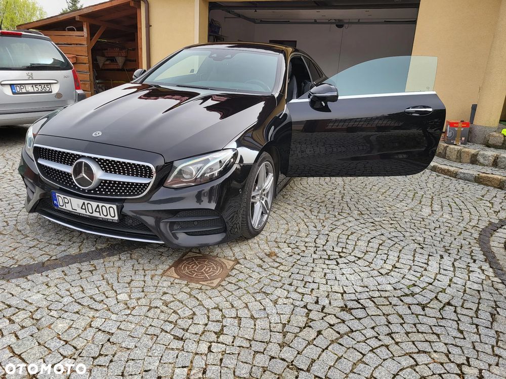 Mercedes-Benz Klasa E 400 4-Matic 9G-TRONIC - 19