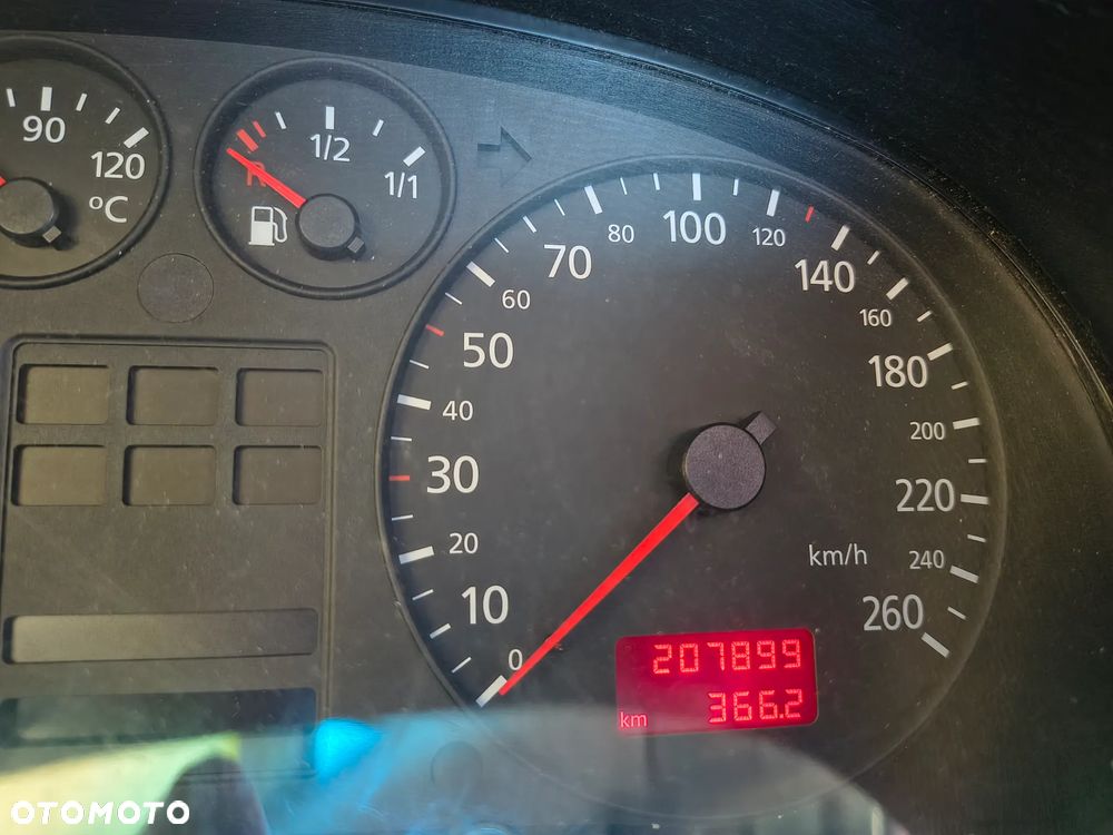 Audi A3 3-drzwiowe 1.6 Ambiente - 13