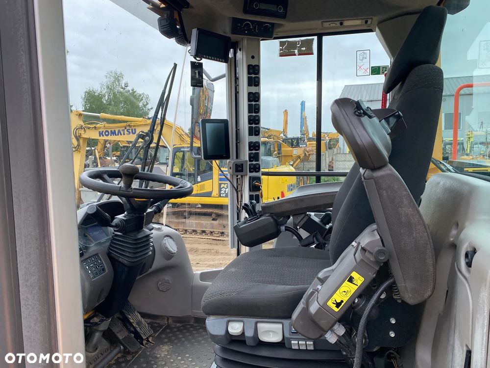 Volvo L180H 2019 ROK, 10300 MTH, z NIEMIEC, WAGA, PIĘKNY STAN, - 19