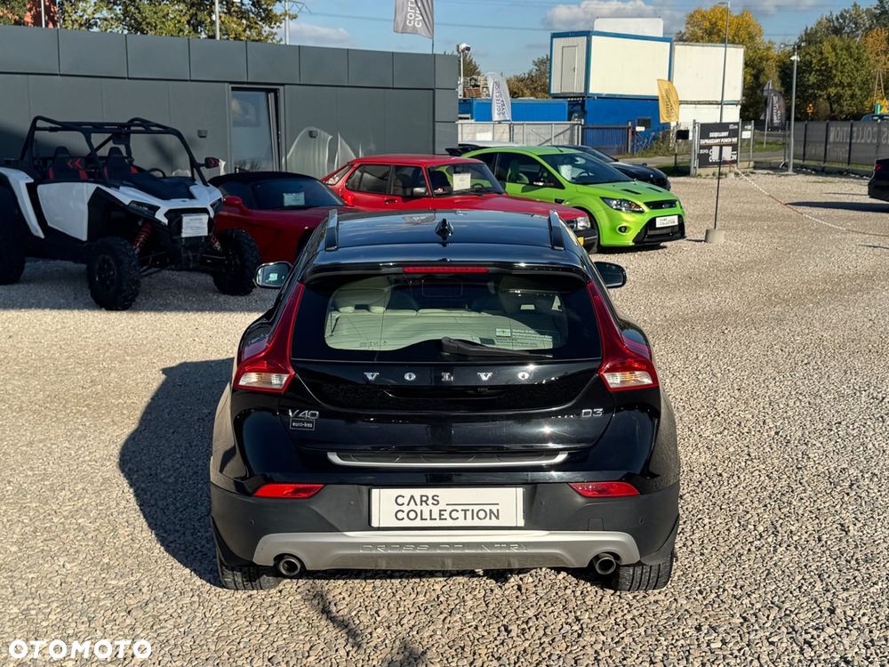 Volvo V40 Cross Country 2016 photo 5