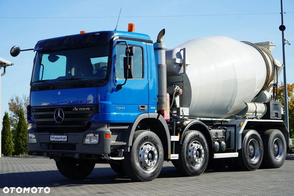 Mercedes-Benz Arocs