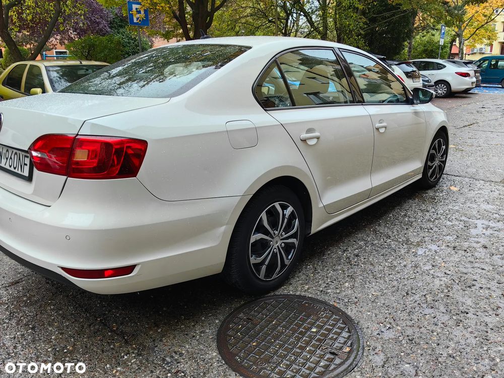 Volkswagen Jetta 2011 photo 5