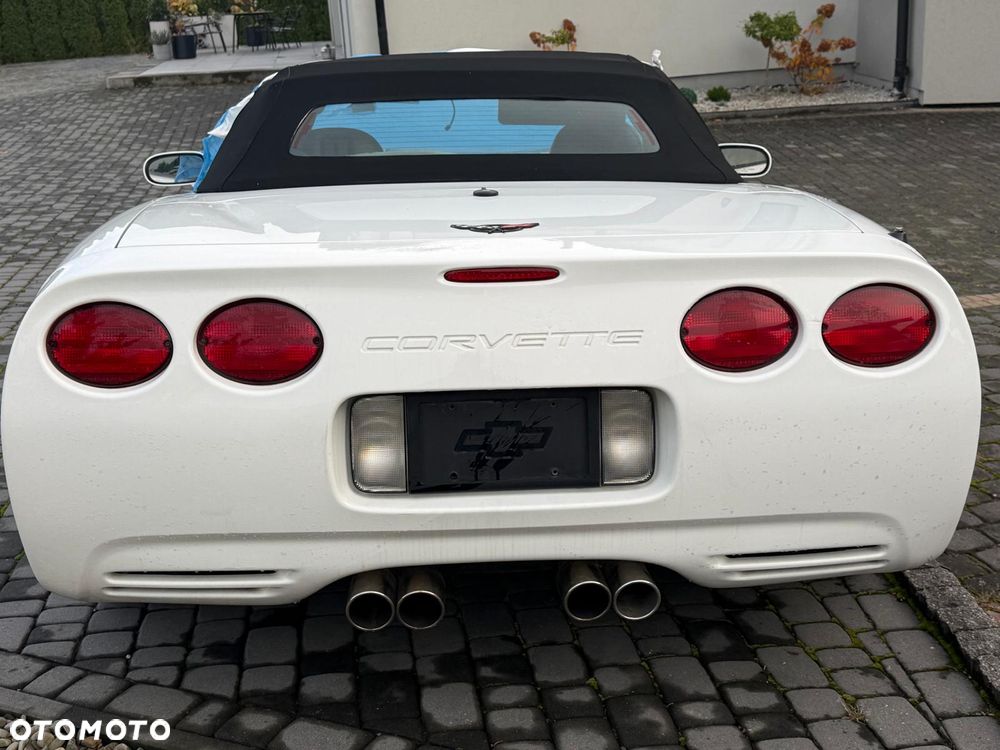 Chevrolet Corvette - 7