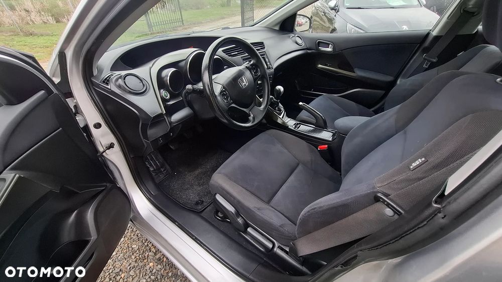 Honda Civic 1.6 i-DTEC Lifestyle Black Edition - 13