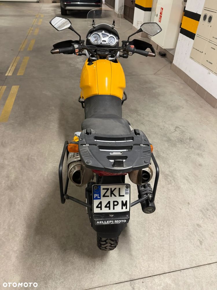 BMW F - 5