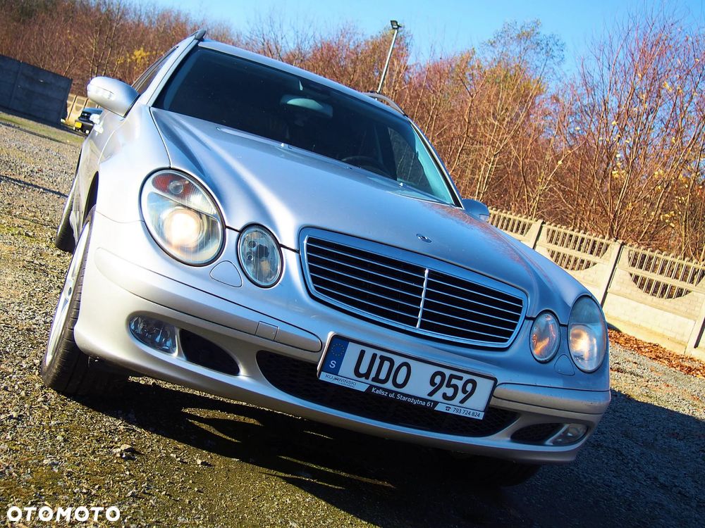 Mercedes-Benz Klasa E 200 Kompressor Automatik Classic - 13