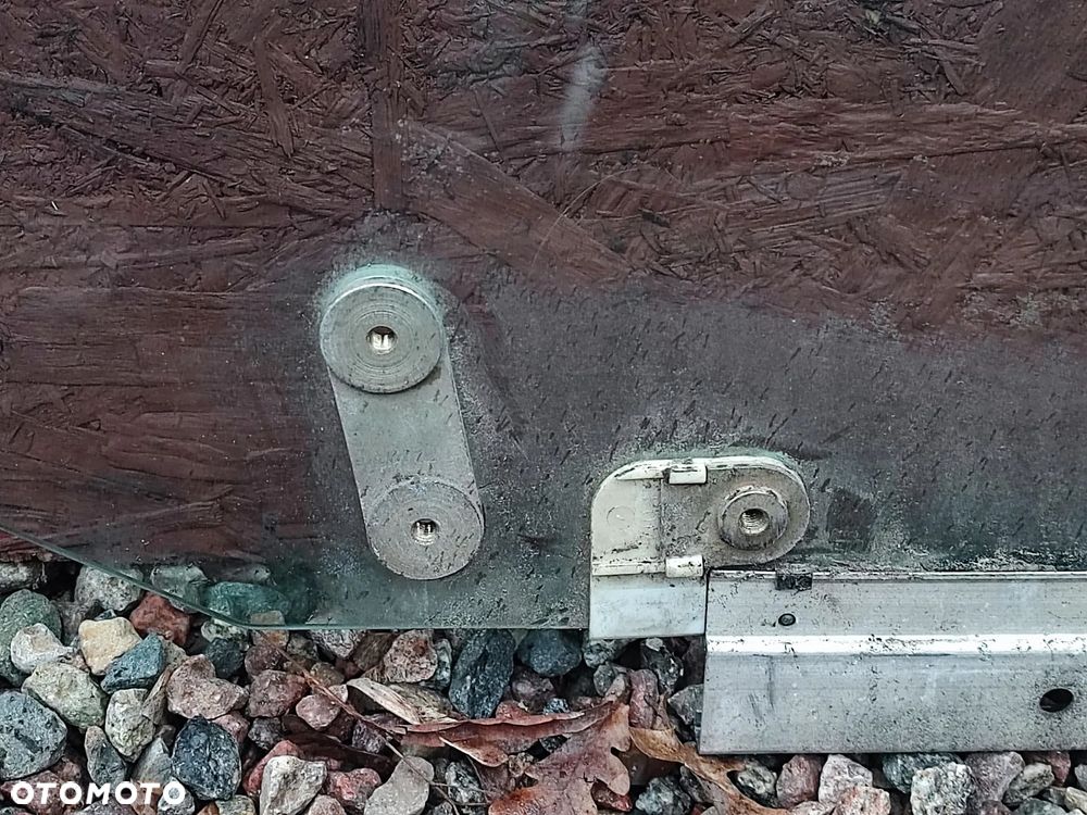 BMW E36 COUPE / CABRIO ORYGINALNE SZYBY BOCZNE ( DRZWI ) LEWA / PRAWA W BDB STANIE O NR. 1 977 514 / 8 201 041 OEM - 10