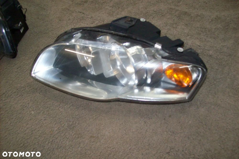 LAMPA PRZEDNIA PRAWA AUDI A4 B7 EUROPA - 3