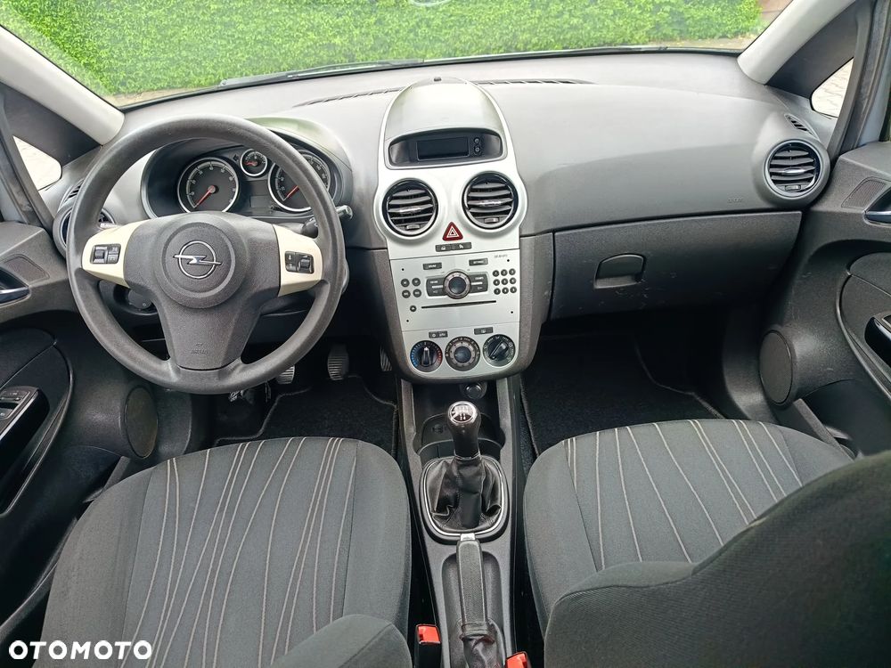 Opel Corsa 1.2 16V Enjoy - 8