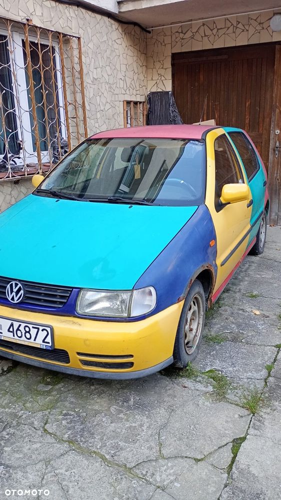 Volkswagen Polo - 2