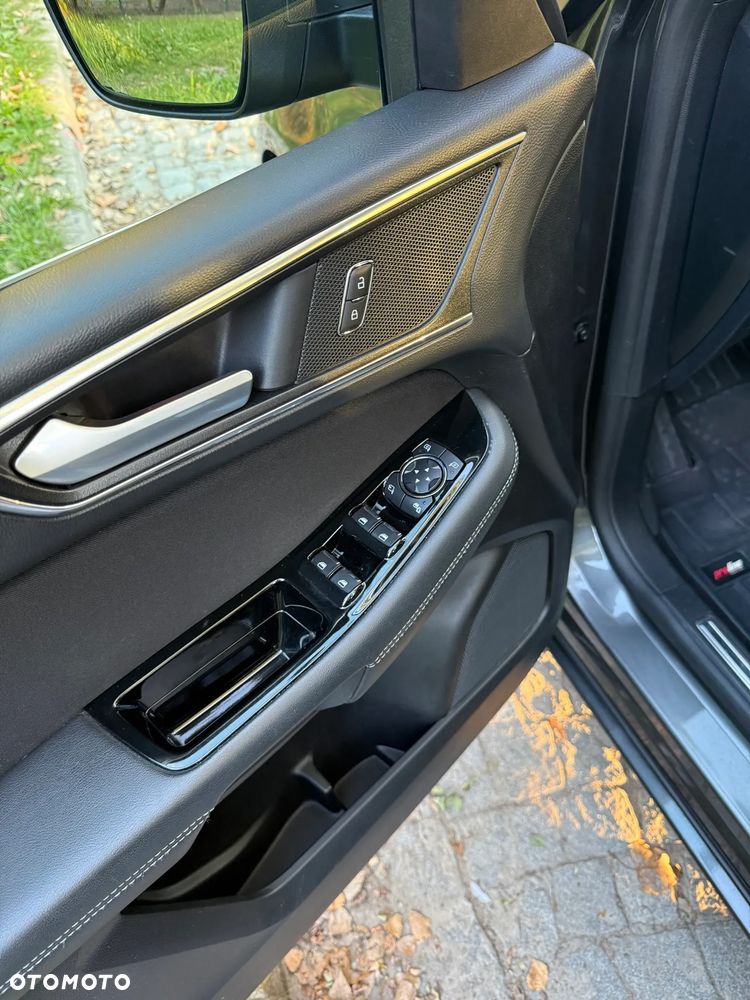Ford S-Max - 30