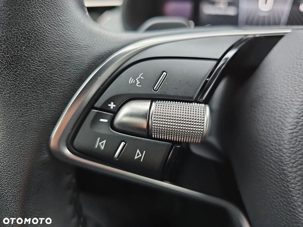 Skoda Kamiq 1.5 TSI Selection DSG - 23