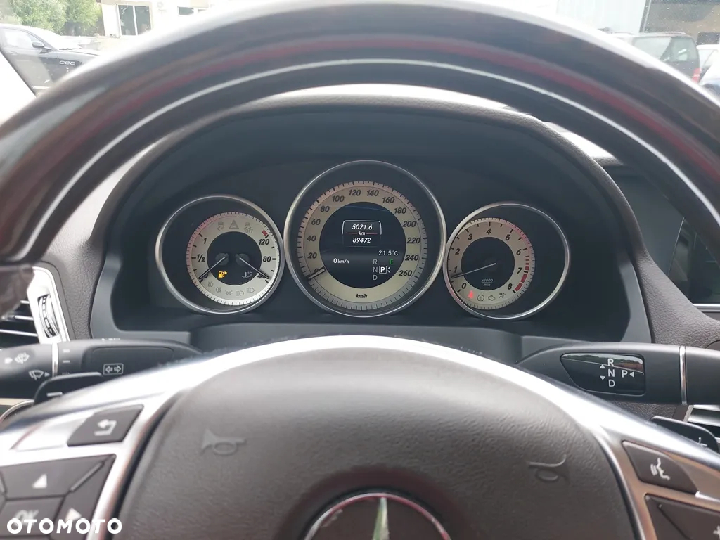 Mercedes-Benz Klasa E 400 Coupe 7G-TRONIC - 17