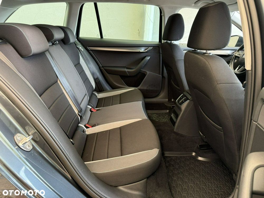 Skoda Octavia - 13