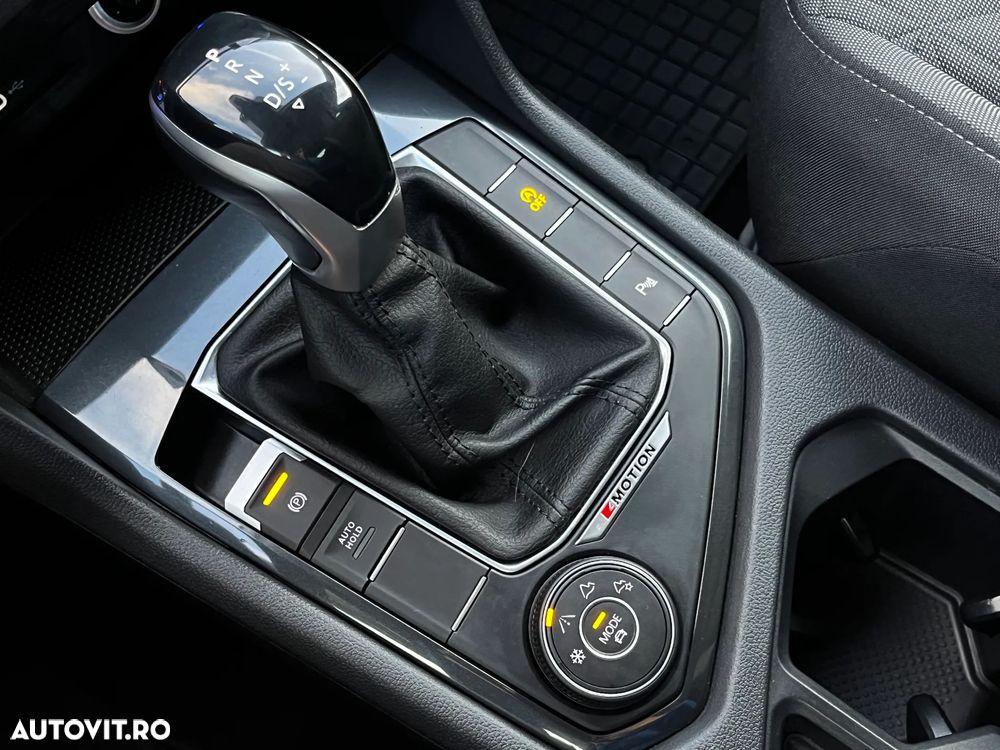 Volkswagen Tiguan - 22