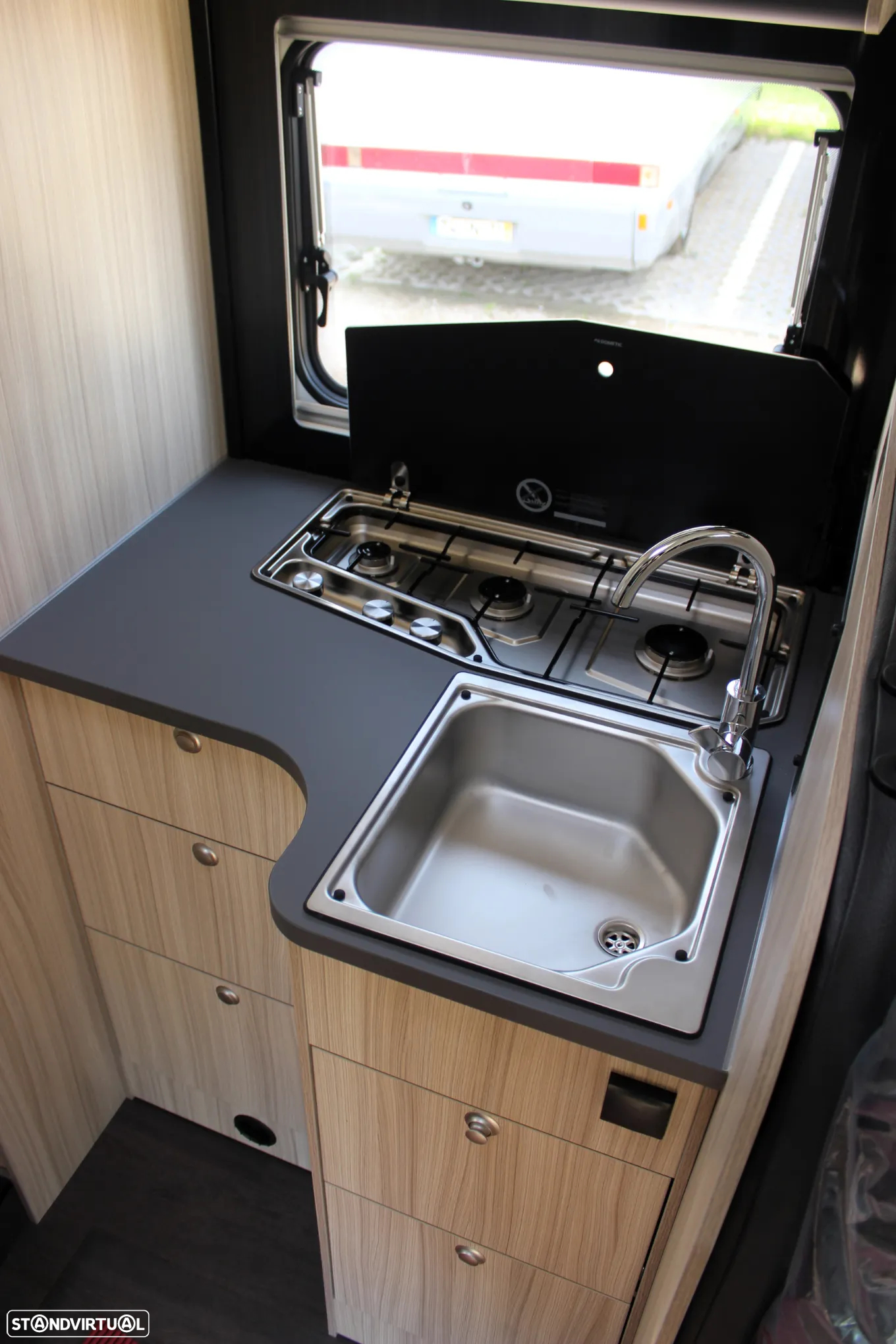 Sun Living S75SC - 12