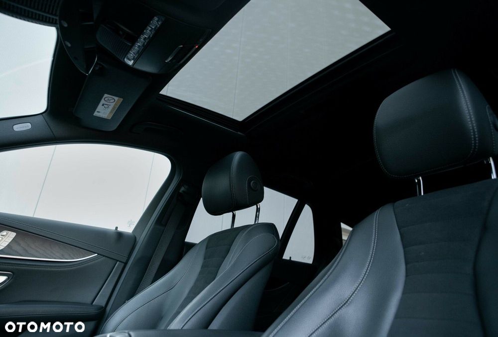 Mercedes-Benz Klasa E - 30