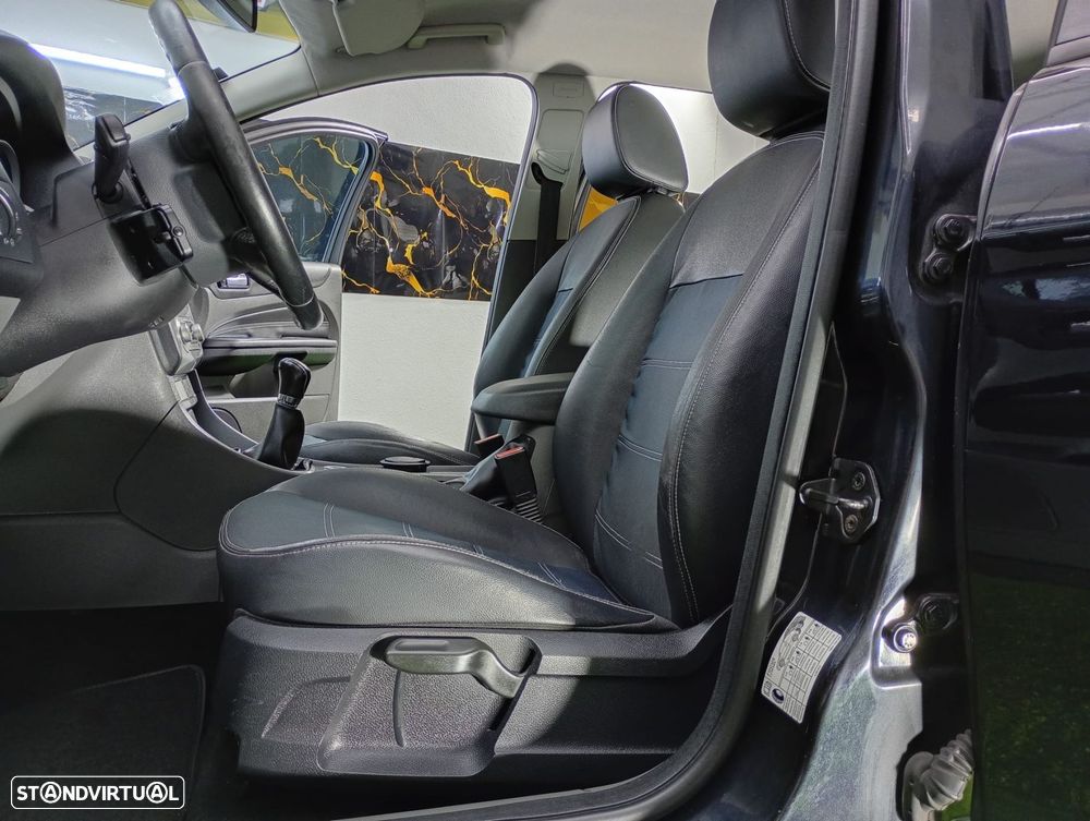 Ford Focus 1.6 TDCi Titanium - 17