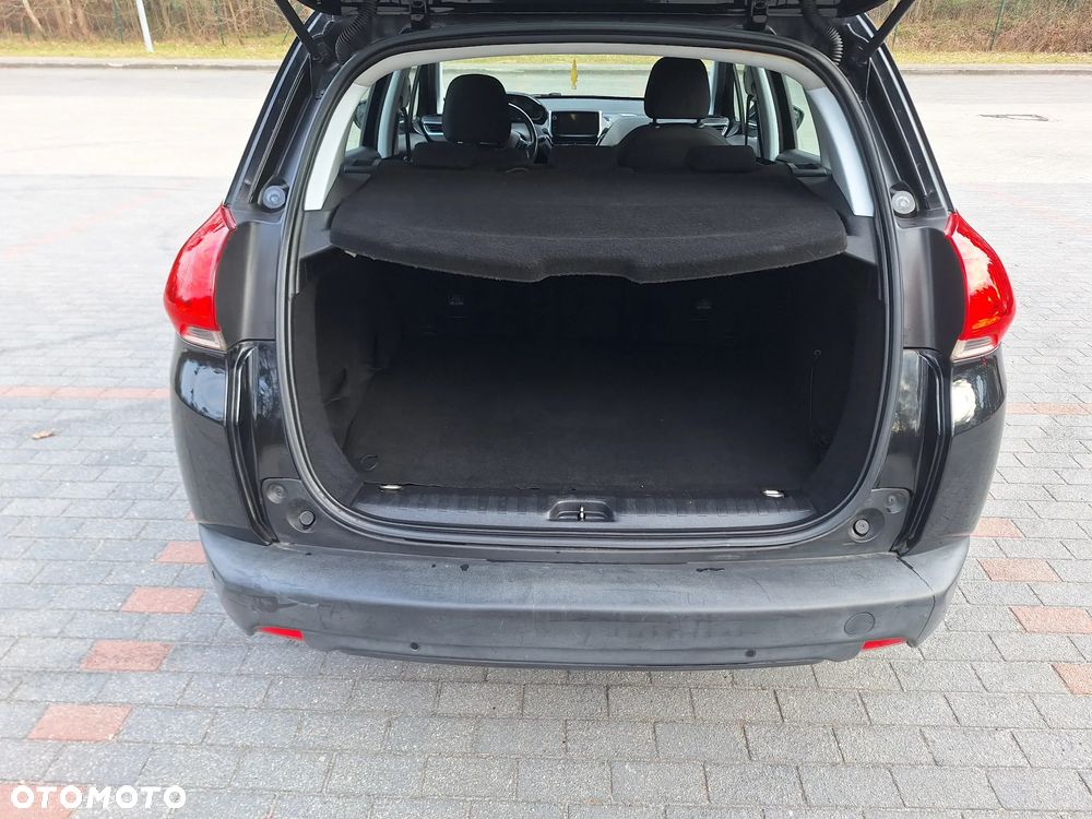 Peugeot 2008 BlueHDi 100 STOP & START Allure - 12