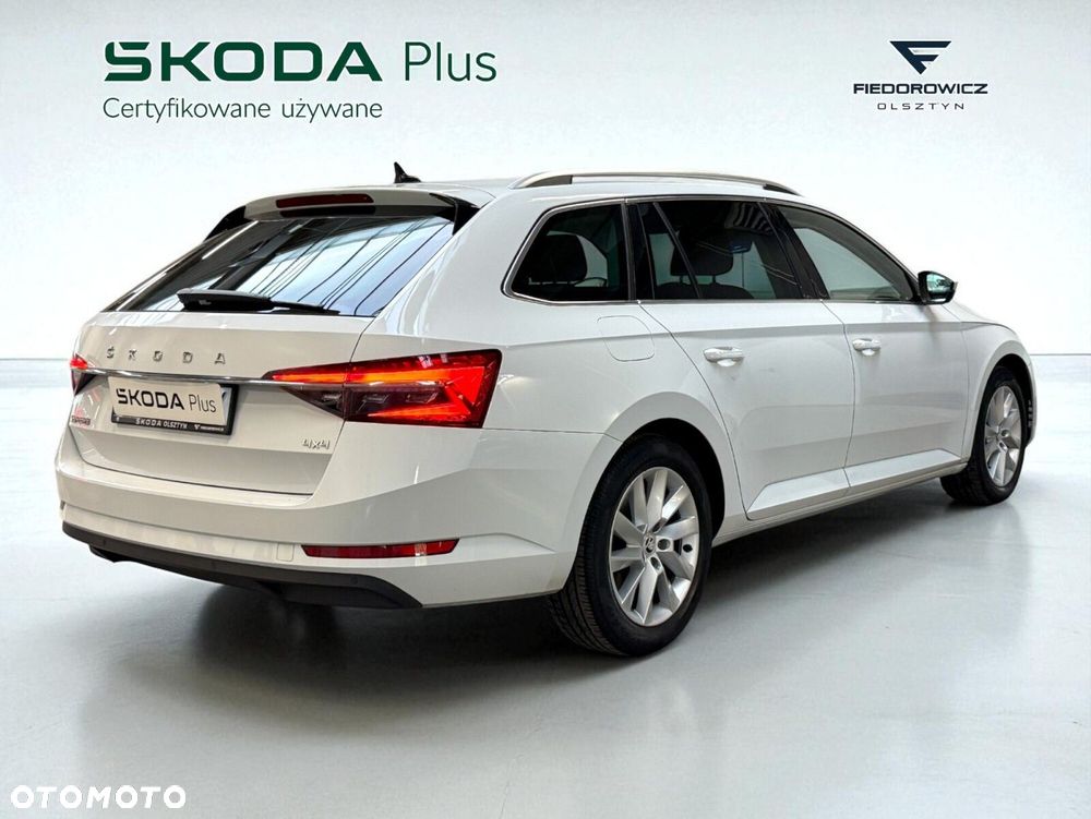 Skoda Superb 2.0 TDI SCR 4x4 Style DSG - 8