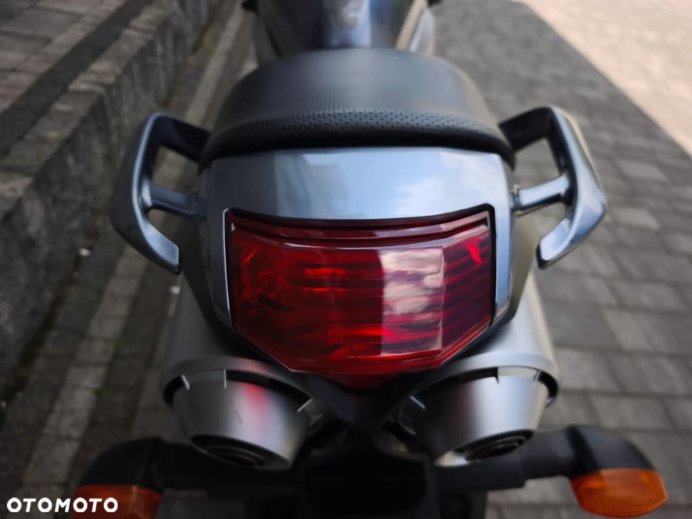Yamaha FZ6 - 11