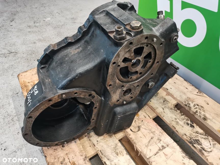 Obudowa skrzyni ładowarki JCB {44910004P5} - 8