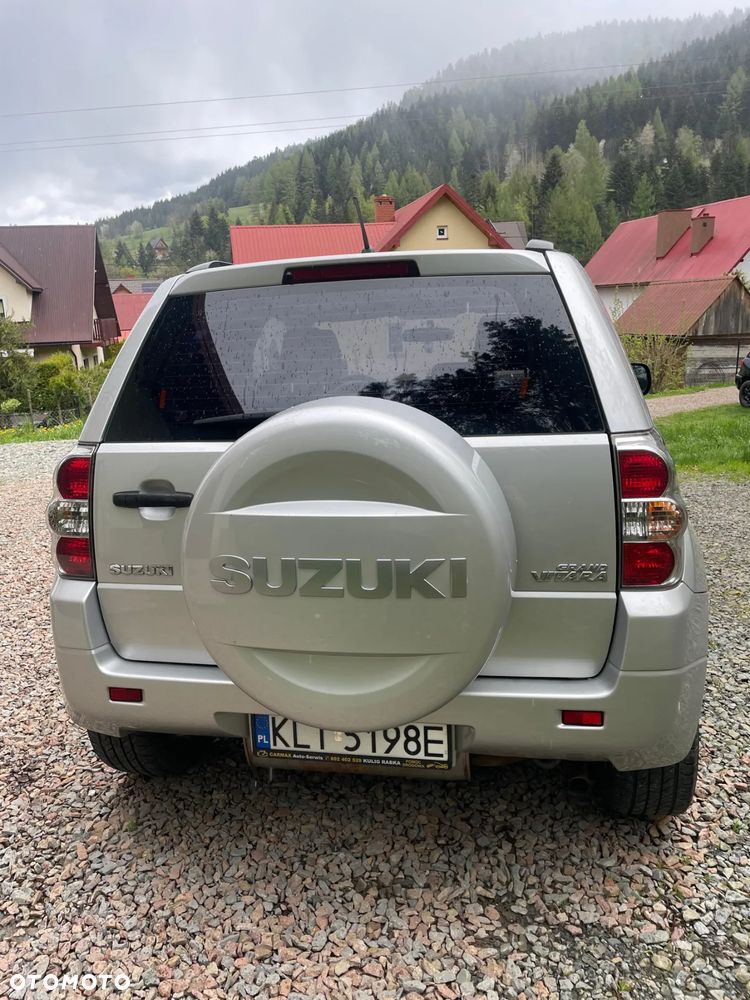 Suzuki Grand Vitara 1.6 - 3
