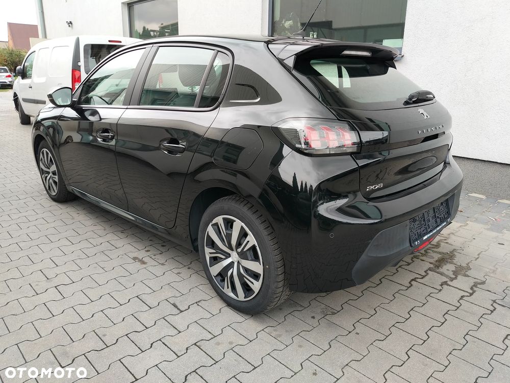 Peugeot 208 - 13