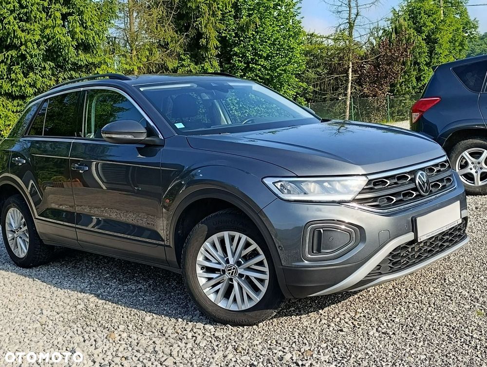 Volkswagen T-Roc - 12