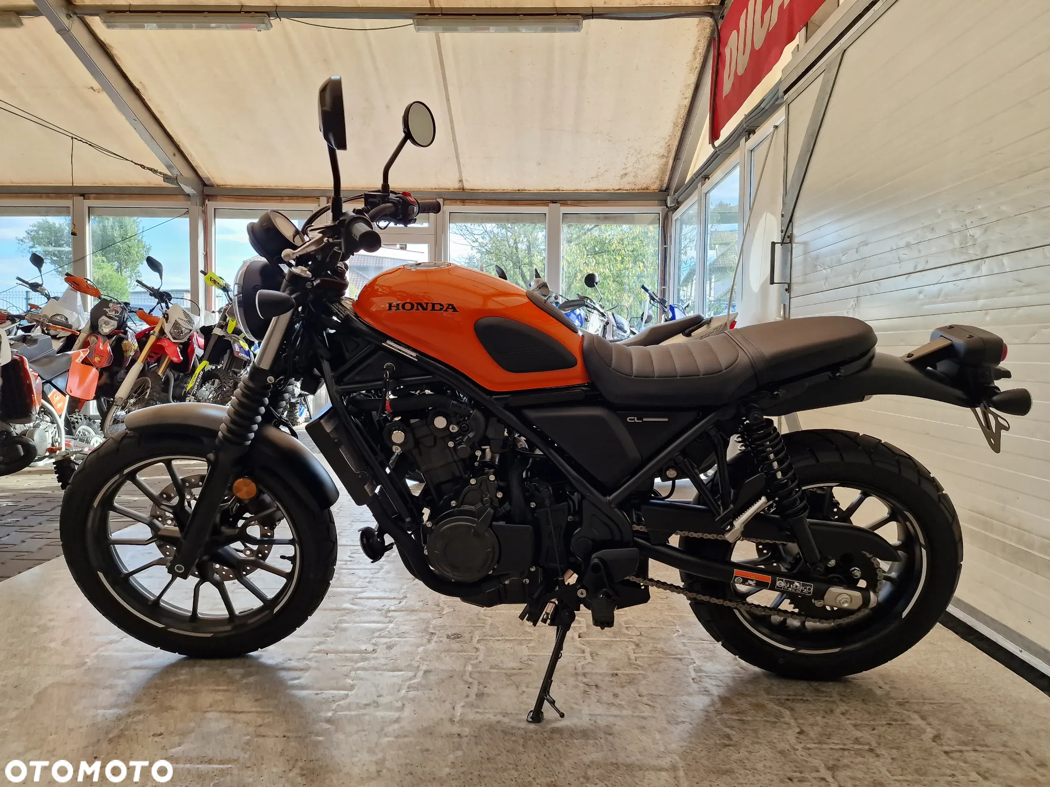 Honda CL - 18