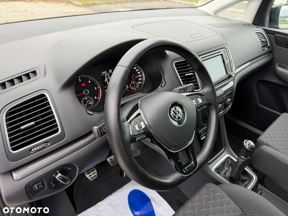 Volkswagen Sharan 2.0 TDI BMT IQ.Drive - 20