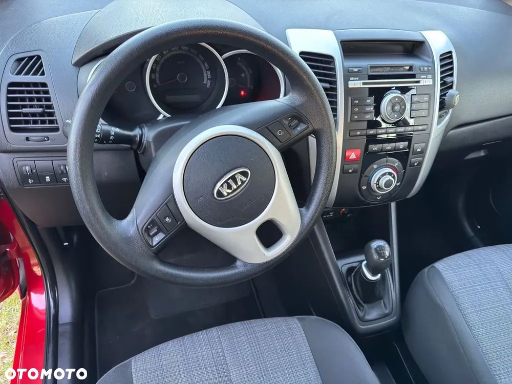 Kia Venga 1.4 CVVT Vision - 16
