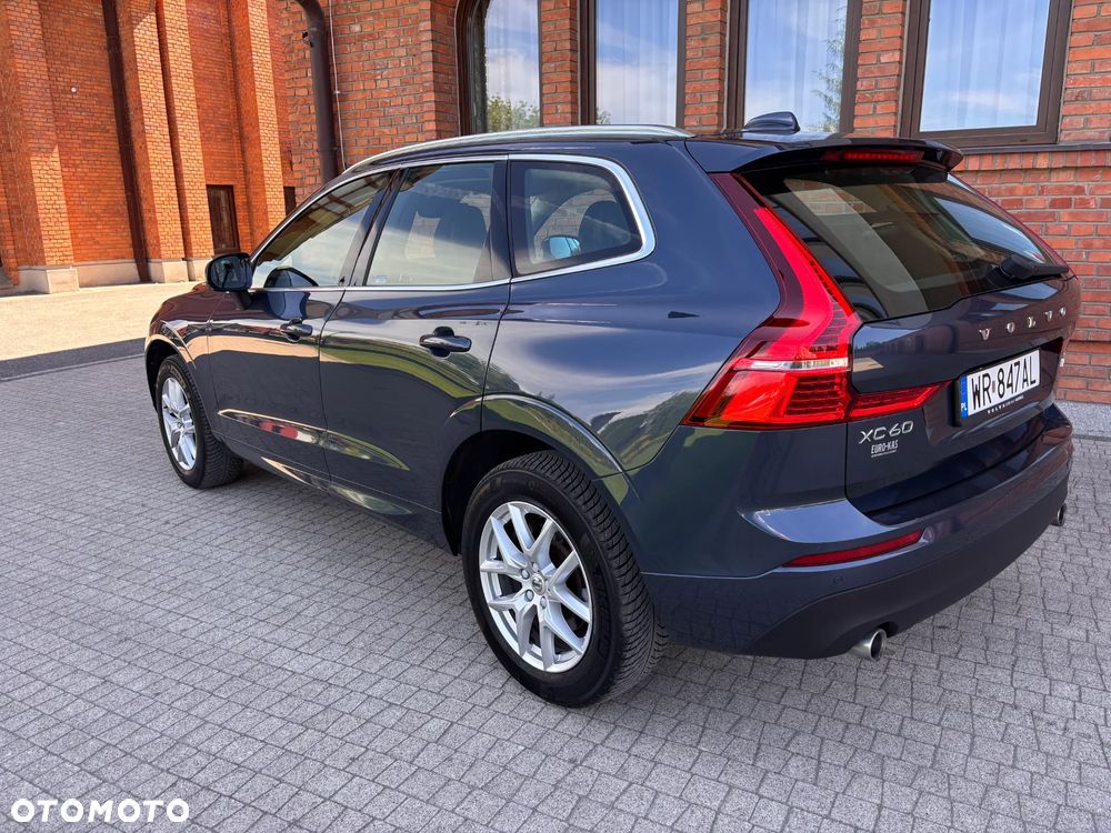 Volvo XC 60 D4 AWD Momentum - 6