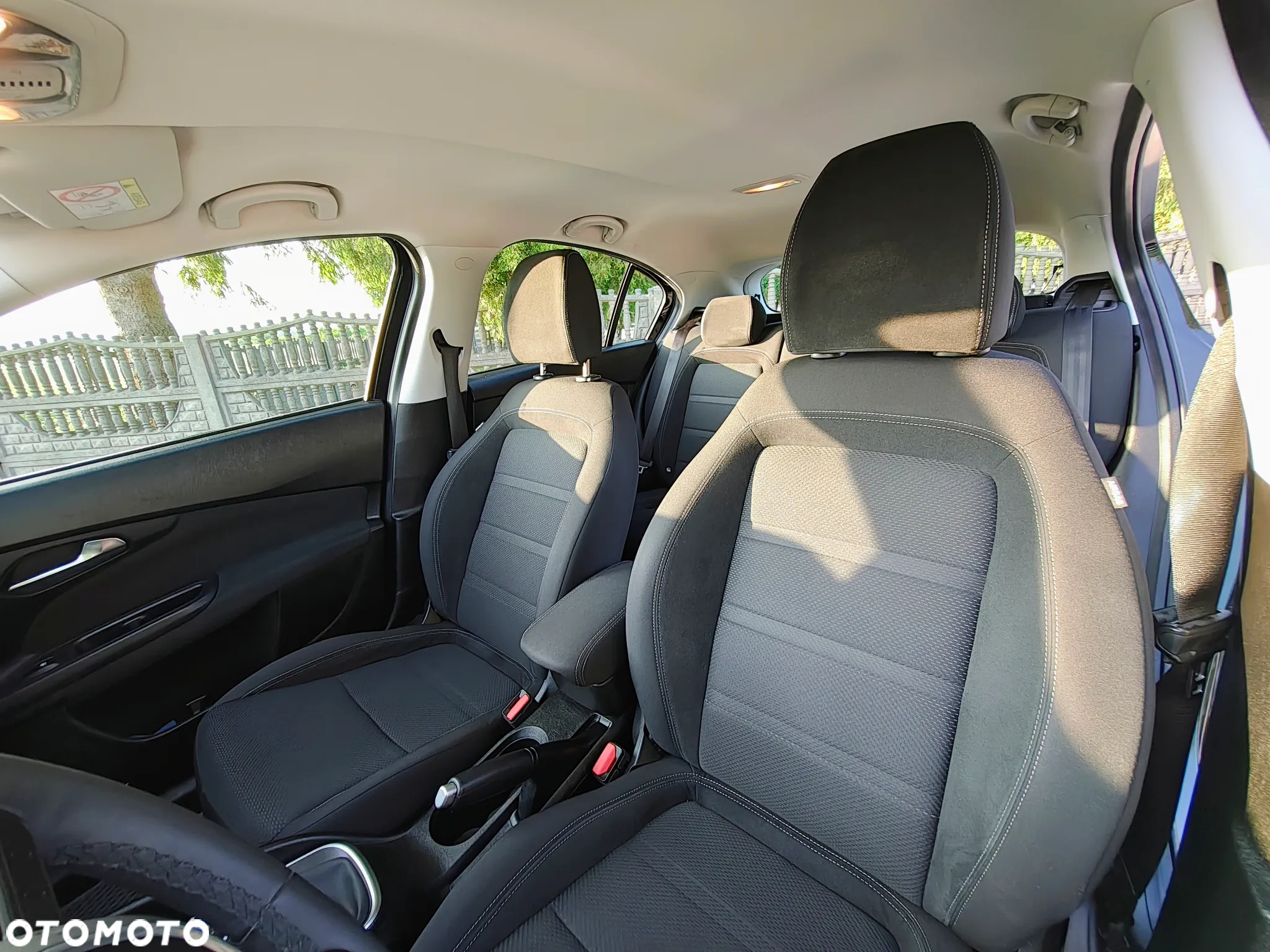 Fiat Tipo 1.4 T-Jet 16v Lounge - 32