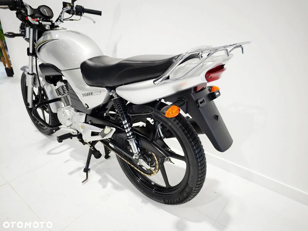 Yamaha YBR - 12