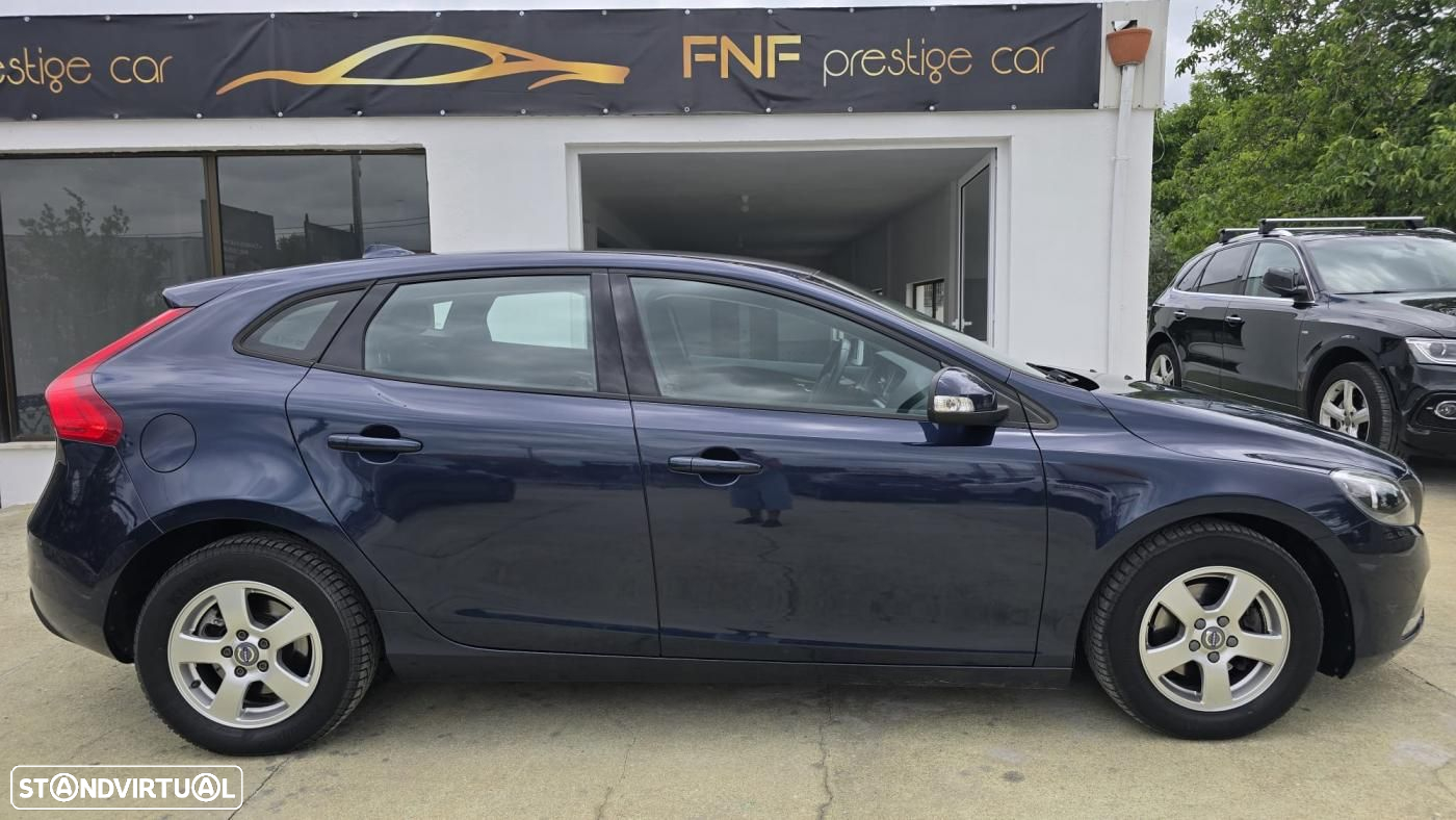 Volvo V40 1.6 D2 Kinetic - 6