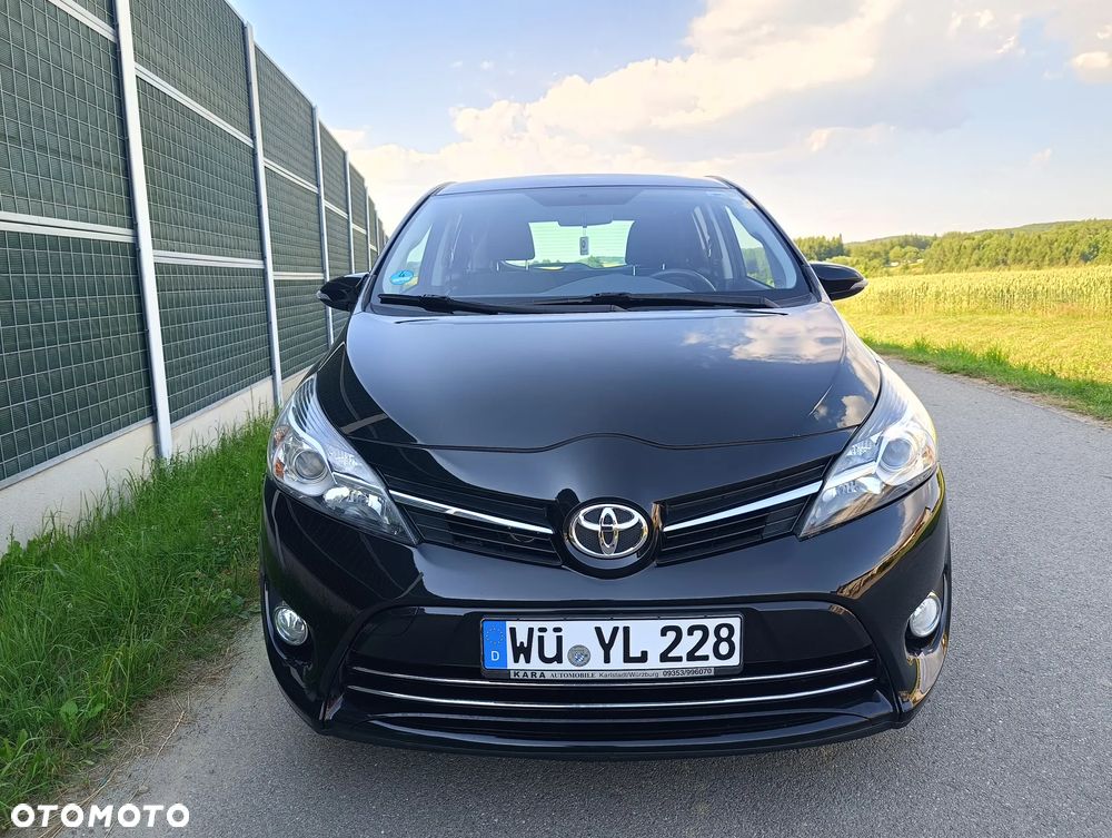 Toyota Verso 1.6 Premium - 18