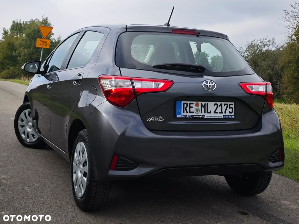 Toyota Yaris 1.5 Premium - 18